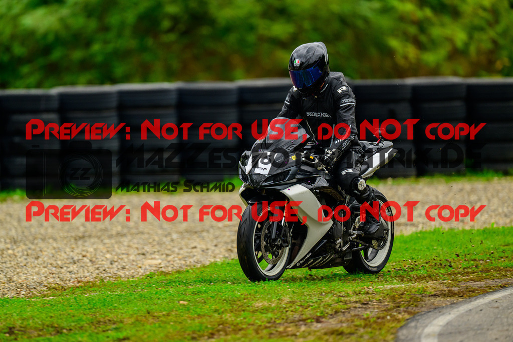 MaZZes_Fotomatrix_20241002_6007705_5544 | Fotograf Mathias Schmid
Sportfotograf,
Eventfotograf,
Hochzeitsfotograf,
Portraitfotograf