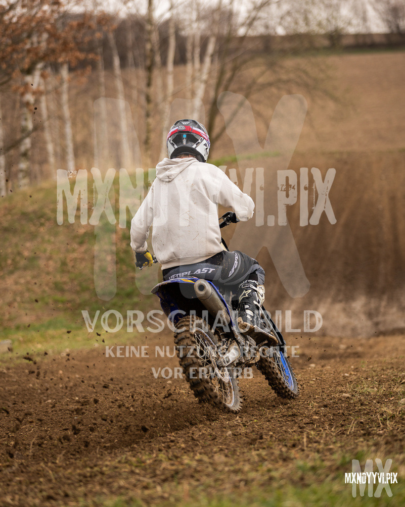 866A0810 | mxndyyvipix