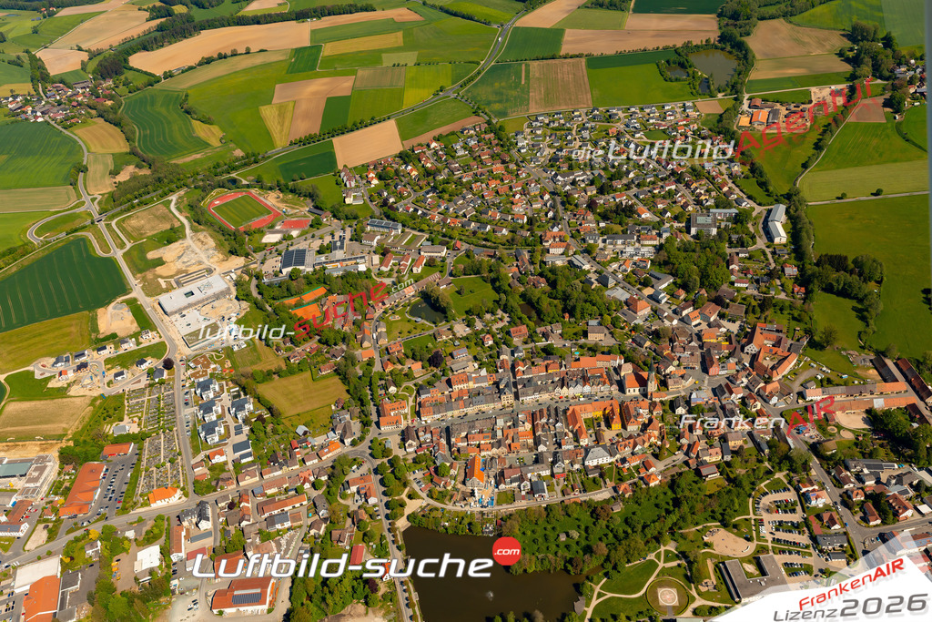 Das Luftbild zeigt :  Kemnath - Die Luftaufnahme wurde 2024 vom UL-Flugzeug aus erstellt ( keine Drohne ) - Hochauflösende Luftaufnahme - Für grossformatige Ausdrucke geeignet. Die Geschenkidee !Mit Lizenz und Bildrechte bestellbar