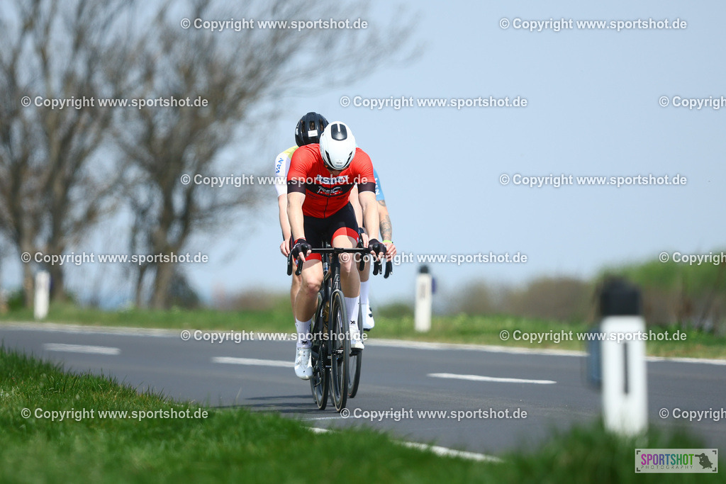 572_TRA55802 | Neusiedlersee Radmarathon 2026@sportshot_your_pictrs #yourpictures#roadtowm2029 #nrm #neusiedlerseeradmarathon #neusiedlersee #neusiedlerseetourismus #burgenland #mörbisch #nrm26 #burgenlandtourismus #voglundco #poweredbyburgenlandtourismus #radsport #rad #marathon #ucigranfondo #visitburgenland #ucigranfondoworldseries