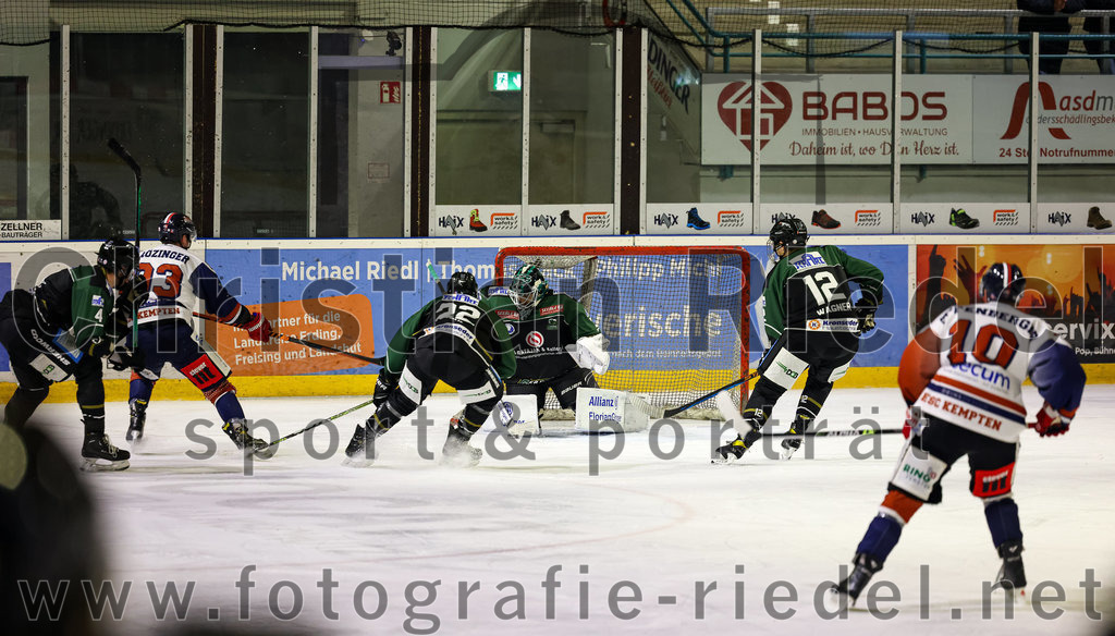 2022-10-23_119_TSV_Erding_gegen_ESC_Kempten | Erding, Deutschland, 23.10.2022:
Eishockey, Bayernliga 2022 / 2023, 7. Spieltag, TSV Erding gegen ESC Kempten, Endergebnis: 

Foto: Christian Riedel / fotografie-riedel.net