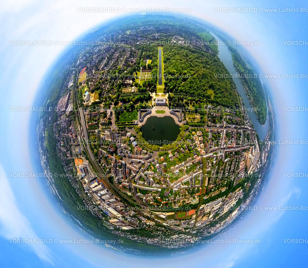 Duesseldorf240590103SchlossBenrath | Luftbild, Schloss Benrath mit Schlossweiher und Schlosspark, Orangerie Schloss Benrath und langgezogener Spiegelweiher, Erdkugel, Fisheye Aufnahme, Fischaugen Aufnahme, 360 Grad Aufnahme, tiny world, little planet, fisheye Bild, Benrath, Düsseldorf, Nordrhein-Westfalen, Deutschland