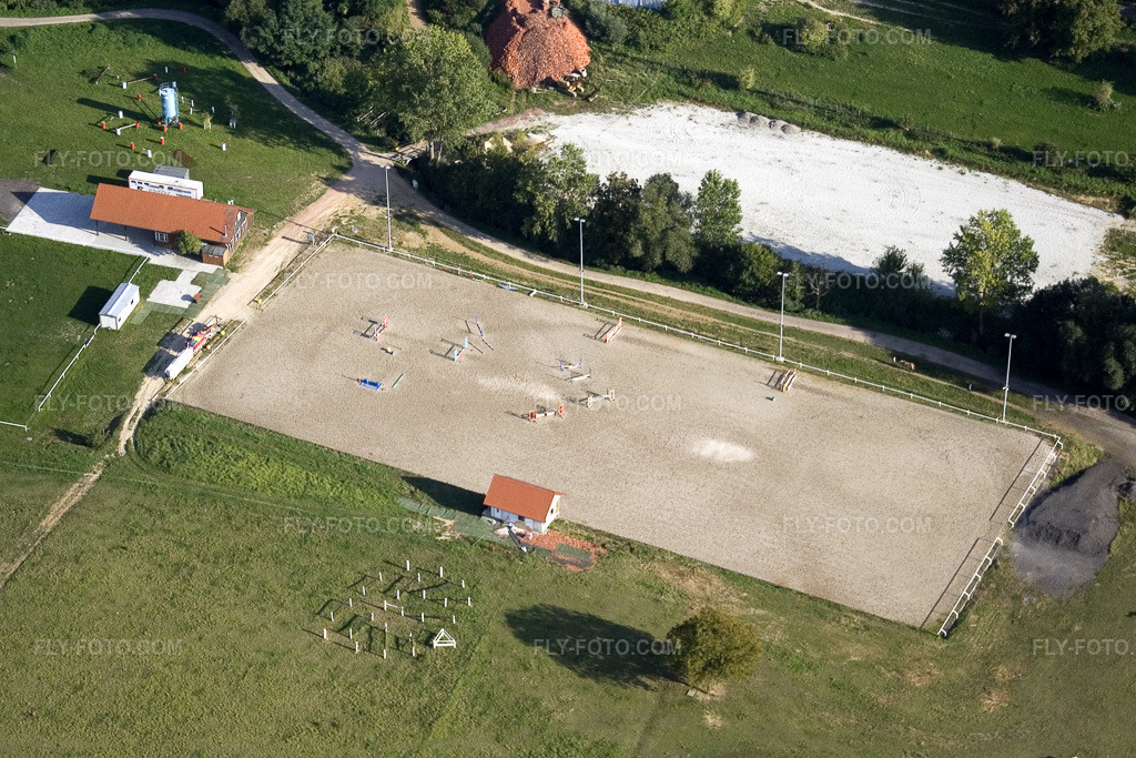Aerial view: Riding stable in Neewiller-près-Lauterbourg in the state Bas-Rhin, France.Photo: IMG_8081.jpg taken on 09/15/2007 by Werner Riehm/FLY-FOTO.comResolution of the original: 3042 x 2028 px