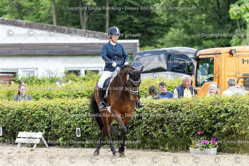 CL5A4276-2 | Emilia Reinking Fotografie - Realisiert mit Pictrs.com