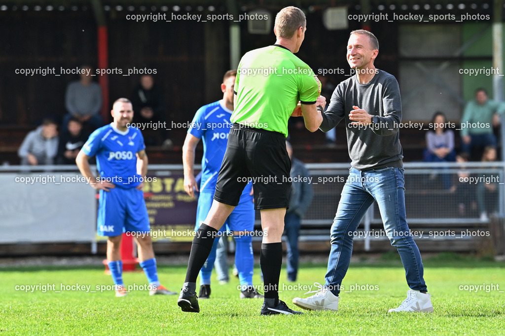 FC KAC 1909 vs. SAK 26.10.2022 | Maier Christian, Referee, Klaus Mitterdorfer Kärntner Fussballpräsident
