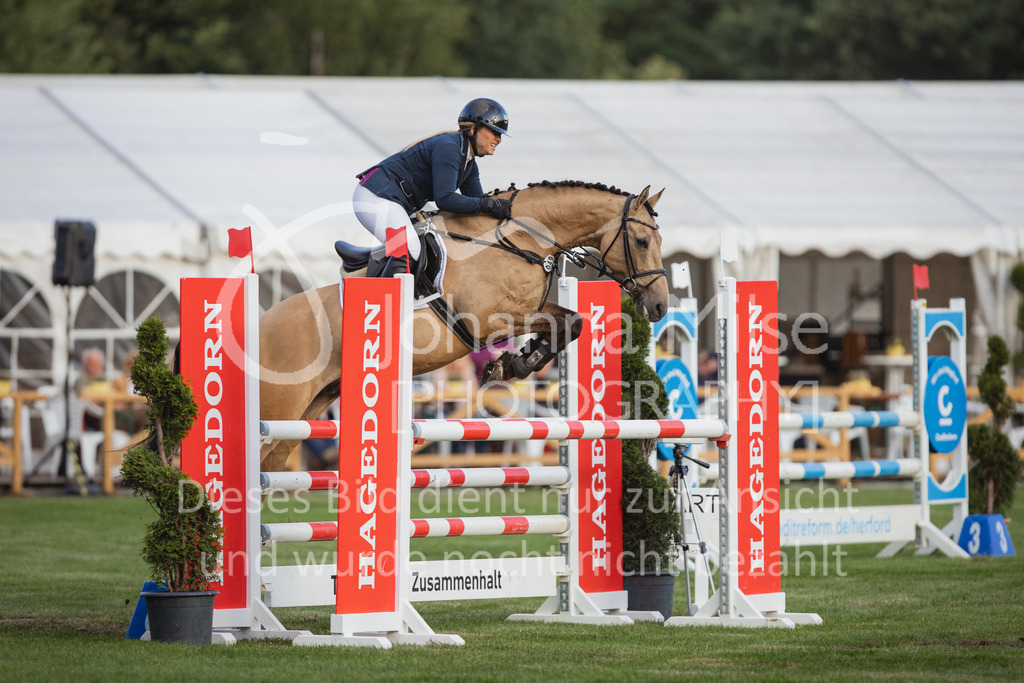 220714_LC_A2-Spr-945 | Deine schönsten Turniermomente als professionelle Fotos! Entdecke hochwertige Pferdesport-Fotografie im Online-Shop. Jetzt Fotos finden & bestellen!