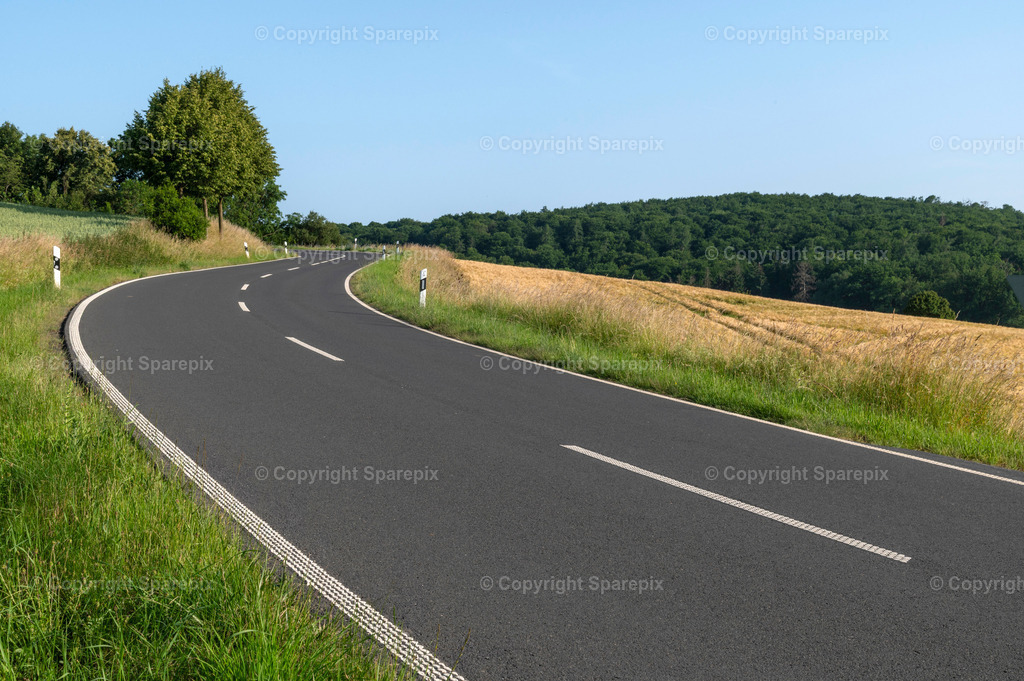 CAR_TE_Country_Road42 | sparepix - Realisiert mit Pictrs.com