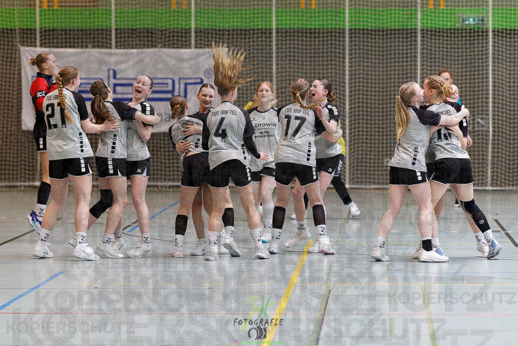 Hessenmeisterschaft wJC - Spiel um Platz 3; TuS Kriftel - SG Schenklengsfeld | Hessenmeisterschaft wJC - Spiel um Platz 3; TuS Kriftel - SG Schenklengsfeld am 22.03.2025 in Biedenkopf (Sporthalle Lahntalschule)Photo © 2025 - Jörg Heinrich - Realisiert mit Pictrs.com