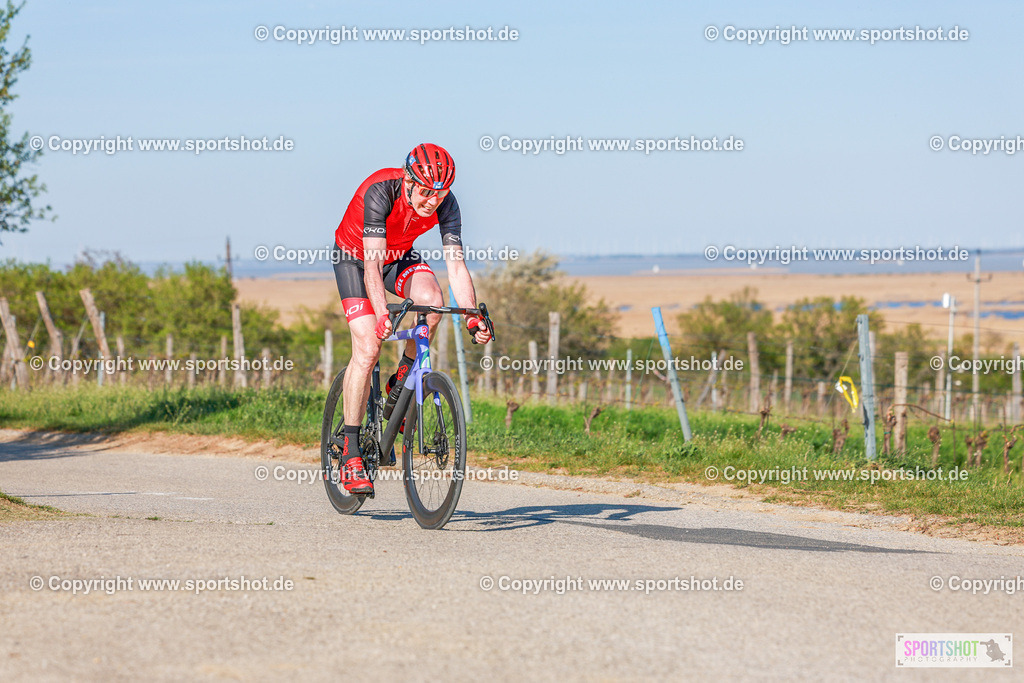 755_AR6_8340 | Neusiedlersee Radmarathon 2026@sportshot_your_pictrs #yourpictures#roadtowm2029 #nrm #neusiedlerseeradmarathon #neusiedlersee #neusiedlerseetourismus #burgenland #mörbisch #nrm26 #burgenlandtourismus #voglundco #poweredbyburgenlandtourismus #radsport #rad #marathon #ucigranfondo #visitburgenland #ucigranfondoworldseries