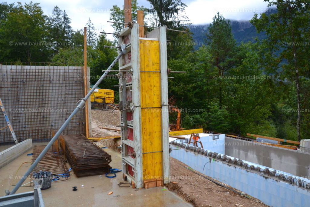 bib-lg04-betonarbeiten-0154 | Nach LV-Leistungsgruppen sortierte Detailfotos über den Bau eines Hauses. Alle Hausbau-Bilder direkt vom Urheber und Autor der Website Haus-Selber-Bauen.com