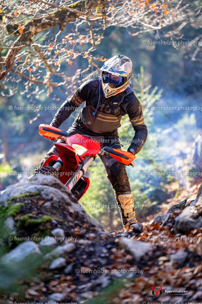 fuernholzer_241026-C2-33 | Fotografische Impressionen von der Red Stag Enduro Extreme by fuernholzer-photography.com. Endurosport in Österreich fotografisch festgehalten von fuernholzer. Auftragsfotografie für Private, Gewerbefotos und Industriefotografie. Eventfotografie, Sportfotografie und Motorsportfotografie. Anbieter von Fotoworkshops, Fototraining, fotografischen Vorträgen und Fotoseminaren.