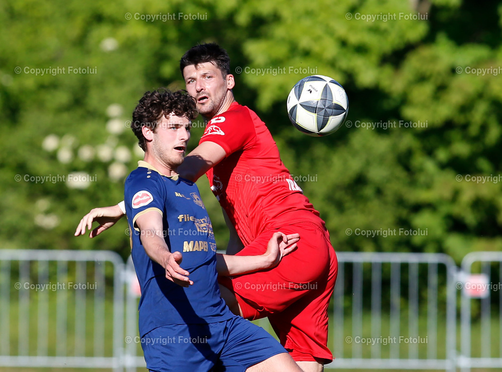 A_LUI_020526_33 | SPORT FUSSBALL REGIONALLIGA MITTE ASKOE OEDT-ATUS VELDEN IM BILD: ADI MEHREMIC (OEDT) UND ALEXANDER  KURZ (VELDEN) FOTO:FOTOLUI