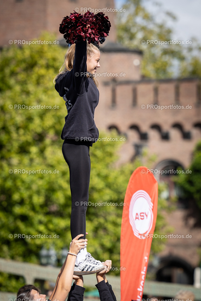 44. Kölner Brückenlauf; Koeln, 14.09.25 | Impressionen vom 44. Kölner Brückenlauf am 14.09.25 am Schokoladenmuseum in Koeln. Foto: BEAUTIFUL SPORTS/Leah Kohring