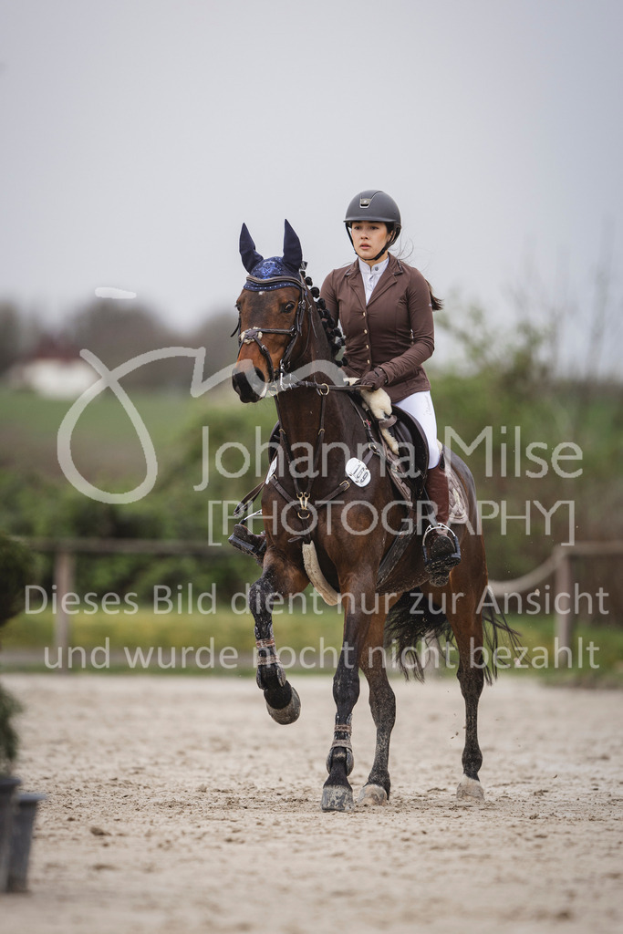 240330_Fruehlingsfest_Stil-A1_U30-355 | Deine schönsten Turniermomente als professionelle Fotos! Entdecke hochwertige Pferdesport-Fotografie im Online-Shop. Jetzt Fotos finden & bestellen!