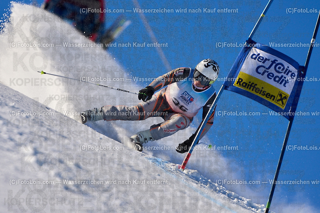 ALP3798_MASTERS-Cup_GS-C Damen_Popp Michaela | (C)FotoLois.com, Alois Spandl. FIS Masters-Cup Wildschönau, Giant Slalom auf der Piste Schatzberg GS, Siegerehrung auf dem Dorfplatz Niederau, Sa 13. Januar 2024.
