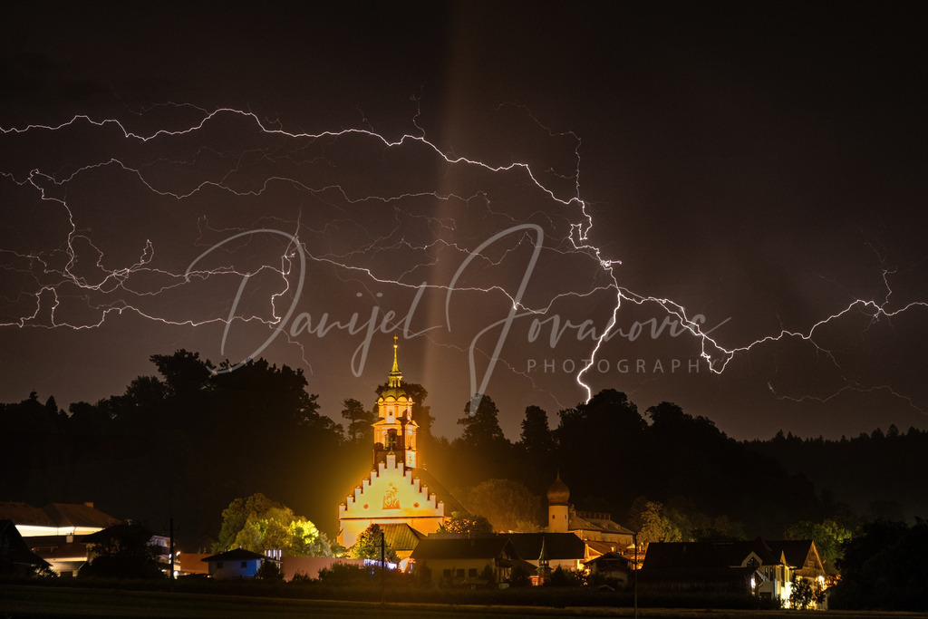 Absam | Crawler Blitz über Absam