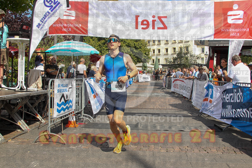 250824_1459_EV4_2482 | Sportfotografie im Rhein-Sieg Kreis, Köln, Bonn, NRW, Rheinland Pfalz, Hessen, etc. Unser Tätigkeitsfeld umfasst den Laufsport vom Volkslauf über den Marathon, Duathlon, Triathon bis zum Ultralauf wie Kölnpfad Ultra oder Schindertrail.