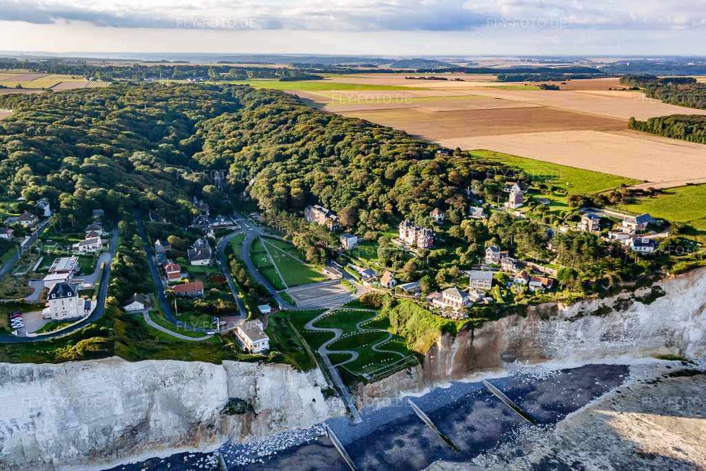 Luftbild: Falaise Cise in Ault im Bundesland Somme in Frankreich. Foto: IMG_70840.jpg vom 24.08.2014 durch Werner Riehm/FLY-FOTO.de