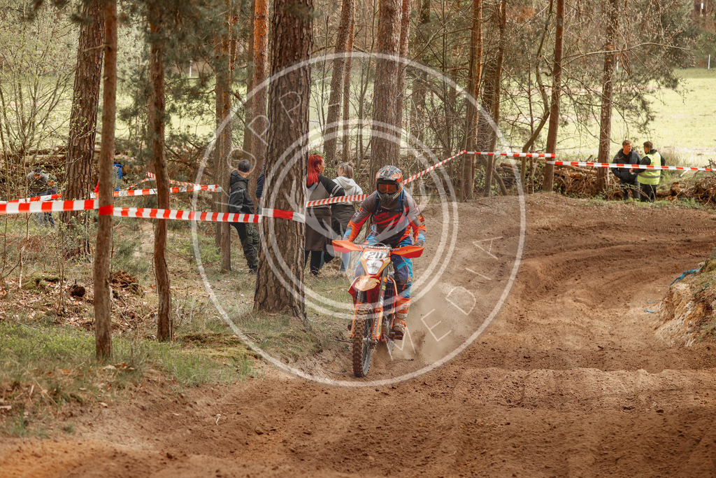 4TaktLauf1-505 | koppe-media - Realisiert mit Pictrs.com