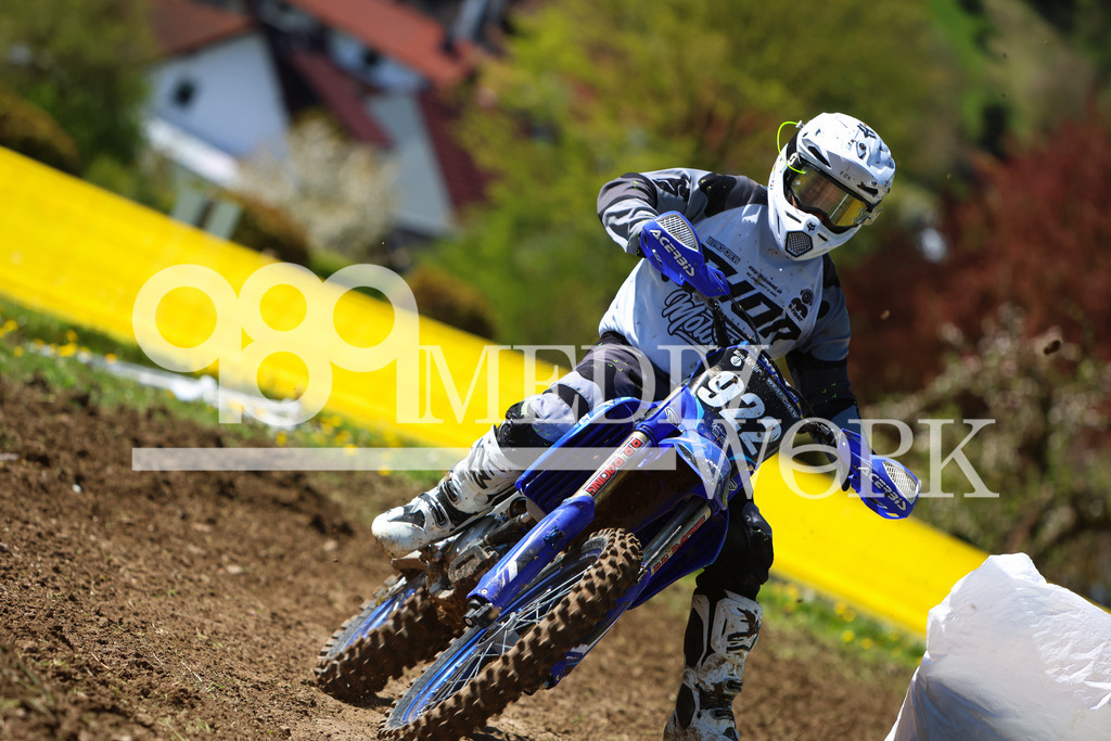 5E6A6042 | 989 MEDIAWORK