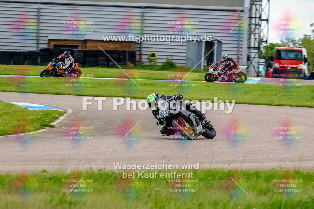 MotoTeam-3703 | Hier findet Ihr Bilder von Touristenfahrten auf der Nürburgring Nordschleife oder von anderen Veranstaltungen die ich besucht habe. Viel Spass beim Durch Schauen 