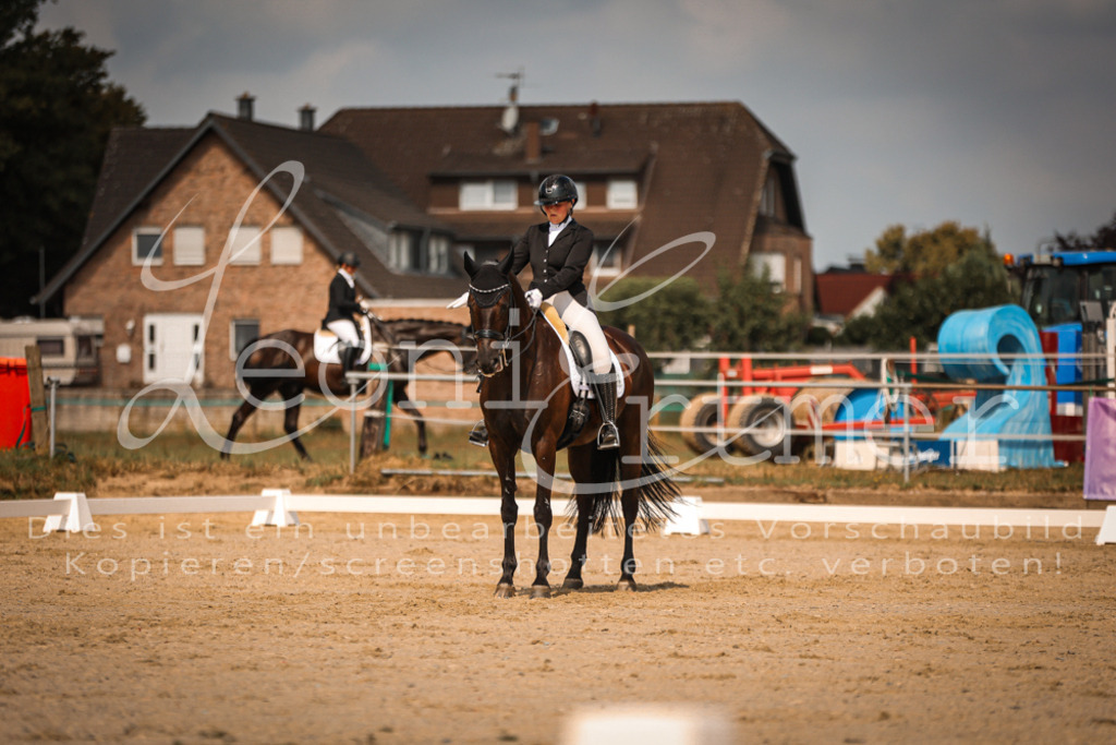 18.FrDrM00129 | Leoni Ertmer Photography - Realisiert mit Pictrs.com