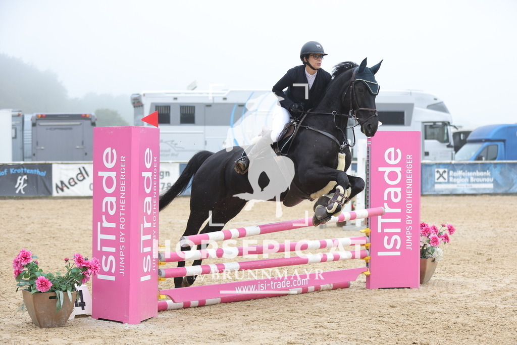 0P6A0856 | Willkommen bei Brunnmayr - Design & Fotografie – Ihrem Spezialisten für Reitturniere und Pferdeveranstaltungen in Oberösterreich, Salzburg und Bayern! Seit über 17 Jahren sind wir leidenschaftlich dabei.