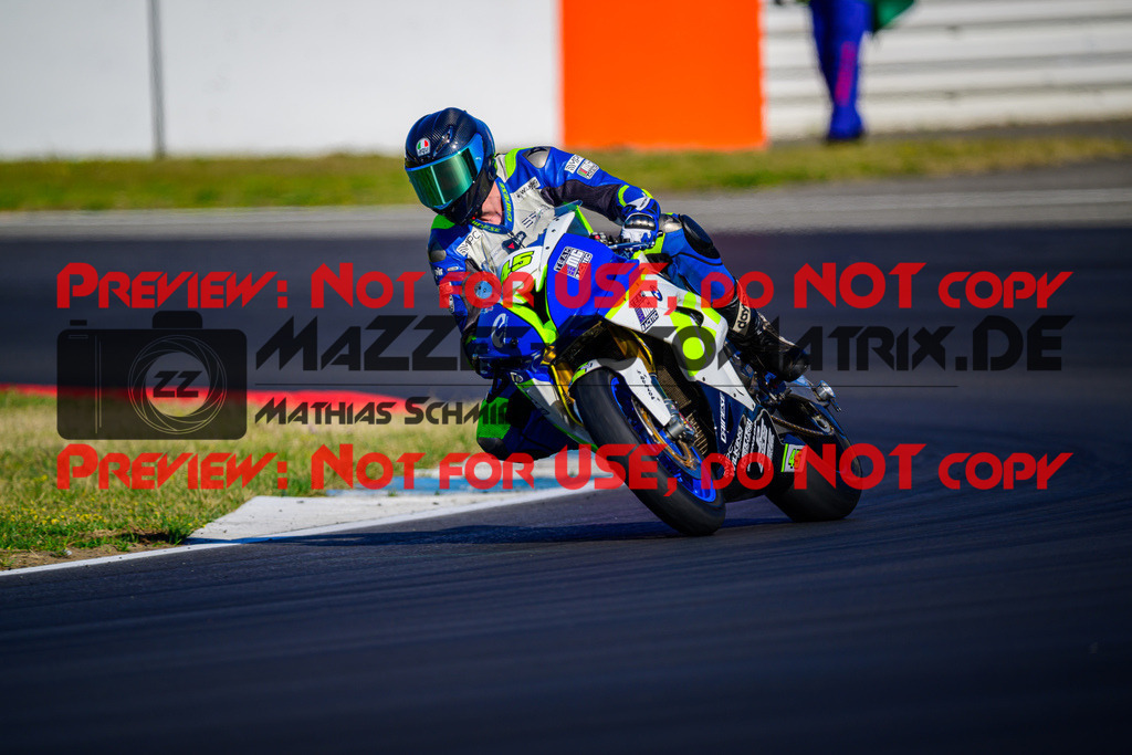 MaZZes_Fotomatrix_20250407_6007705_0773 | WEISS