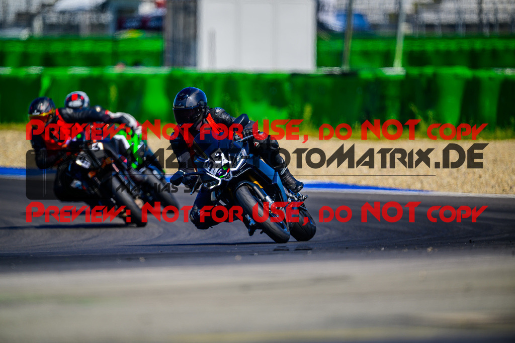 MaZZes_Fotomatrix_20250817_6007705_4500 | RL