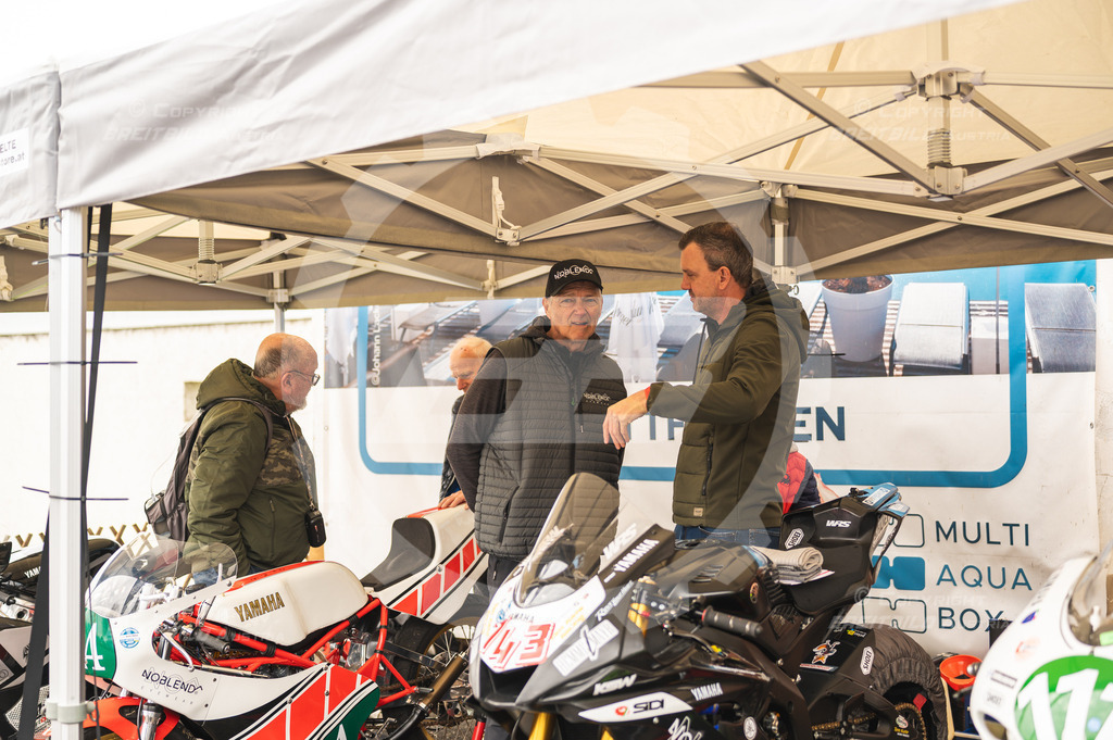 0238 - Bergrennen Landshaag2026 | BREITBILD Austria Webshop

Finde Fotos von: Breitbild, Breitbild Austria, Landshaag, Europeanbikers, KTM, BMW, Bergrennen, Bikeporn, Carporn, Bikes, Cars, Fotografie, Oberösterreich, Österreich, Berufsfotograf, Motorradteile Ganster, Julbach, Pannoniari - Realisiert mit Pictrs.com
