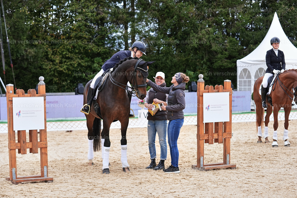 3-Siegerehrung-Dressur M_-Marixx-2045 | working equitationturnier fotograf videograf stoibphotography marixx film working equitation deutschland reitsport turnierfotografie eventfotografie equestrian events