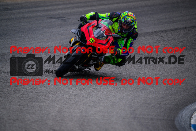 MaZZes_Fotomatrix_20250421_6007705_6051 | GELB