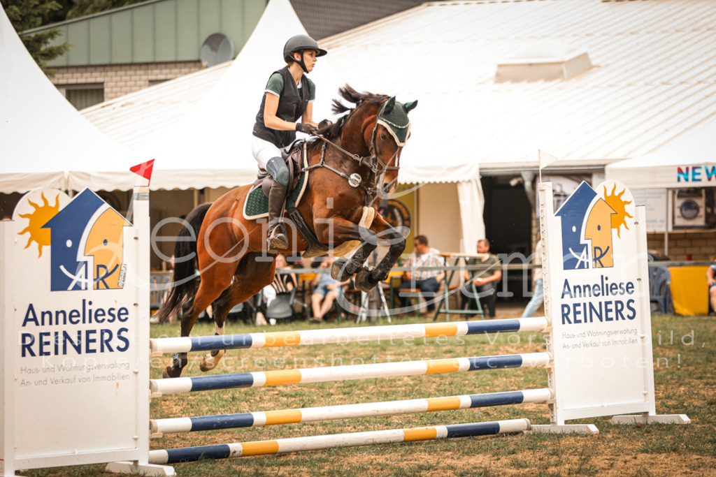 17.SaStA00152 | Leoni Ertmer Photography - Realisiert mit Pictrs.com