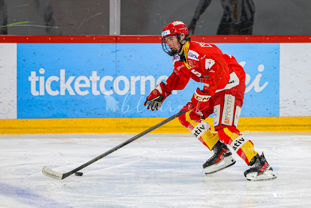 EHCB Spirit vs HCFG_wb-8072 | Sportbilder, Sportfotograf, Hochzeits- und Eventfotografin, Flugshows, Portraits und Tiershooting, Aviation, Downhill, Nationalleague, Swissleague, International