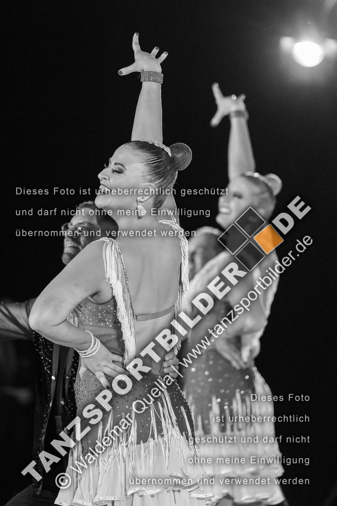 20250503-10940 | Hier finden Sie Tanz Bilder vom Latein und Standard Formationen tanzen. Sportbilder vom Tanzsport. Schöne Fotos und von Weltmeisterschaft, Europameisterschaft, Bundesliga, Regionalliga, Oberliga und Landesliga sowie von GOC Stuttgart, DanceComp, WM Bremen