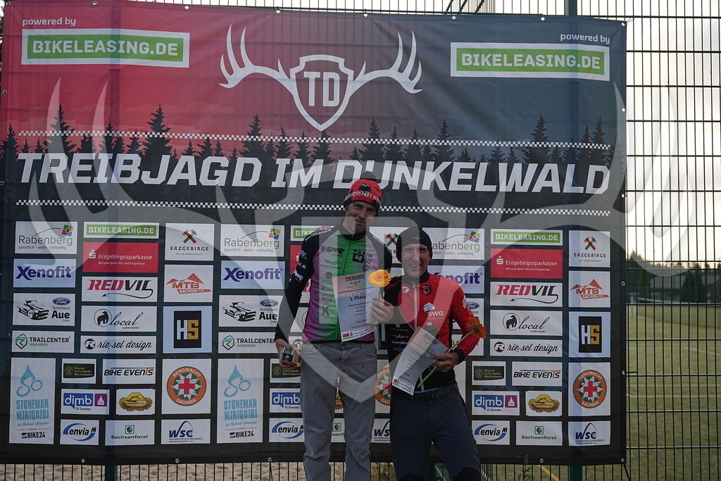 FC100015 | Fotogalerie der Treibjagd im Dunkelwald - Dein MTB Etappenrennen im Erzgebirge - Realisiert mit Pictrs.com