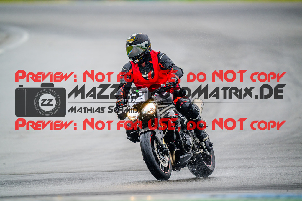 MaZZes_FotoMatrix_240521_6007705_6182 | INST