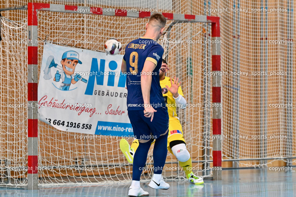 Carinthia Flamengo Futsal Club vs. Futsal Klagenfurt | Tor Futsal Klagenfurt, #9 Matic Lokovsek Futsal Klagenfurt, #1 Youssef Helal Carinthia Flamengo, Carinthia Flamengo Futsal Club vs. Futsal Klagenfurt, Carinthia Flamengo Futsal Club vs. Futsal Klagenfurt am 01.12.2024 in Klagenfurt (Ballspielhalle Viktring), Austria, (Photo by Bernd Stefan)
