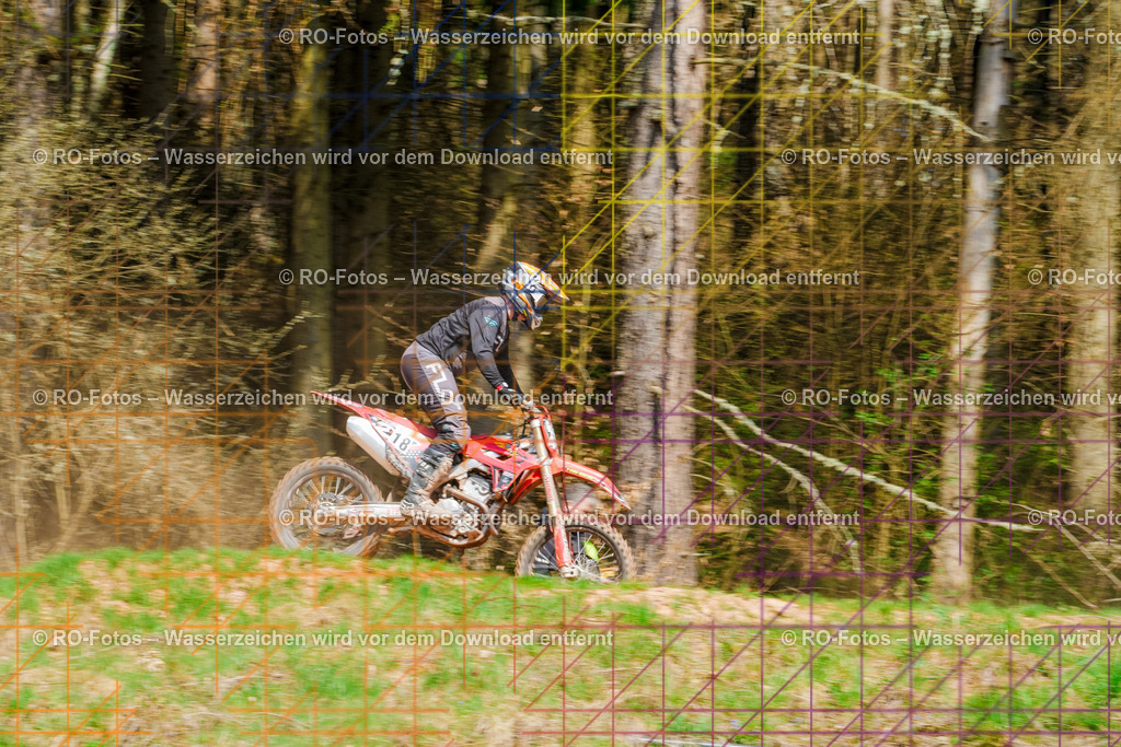 2 Lauf Mernes-237 | Sportfotografie von RO-Fotos: Motorsport, Motocross, Enduro, Laufveranstaltungen und Triathlon. Professionelle Fotos von Sportlern und Events. - Realisiert mit Pictrs.com