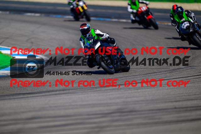 MaZZes_FotoMatrix_240520_6021986_1994 | INST