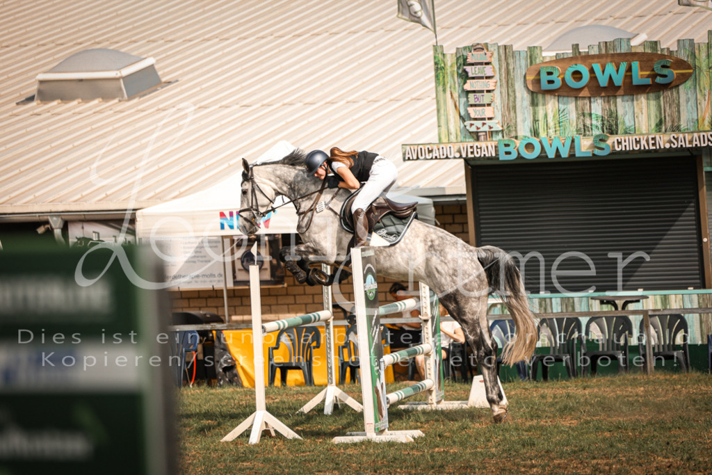 25.SaSpL00095 | Leoni Ertmer Photography - Realisiert mit Pictrs.com