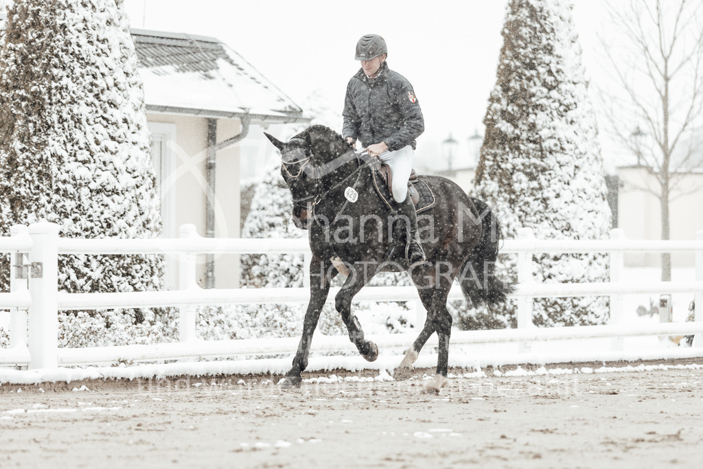 220401_HF-Laar_SprPf-L-4 | SEASON OPENING 2022
Herford Laar
01.04.2022
03/2 Springpferdeprüfung Kl.L
