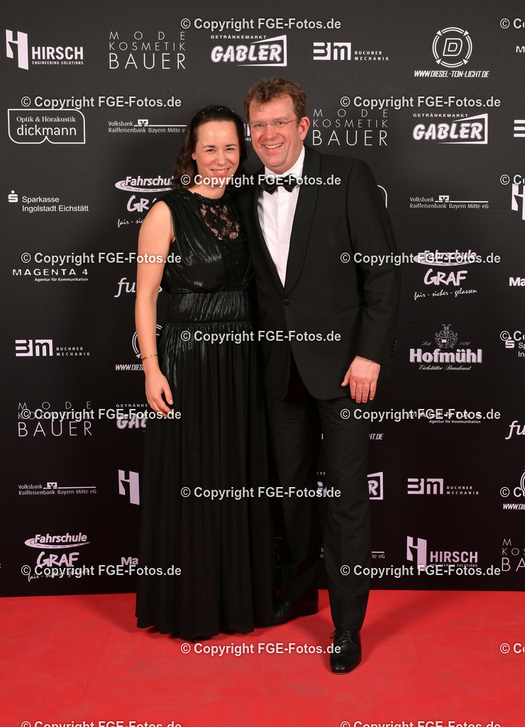 20240113-fge-fotos-0180 | Eröffnungsball der FGE am 13.01.2024 im Alten Stadttheater in Eichstätt. - Realisiert mit Pictrs.com