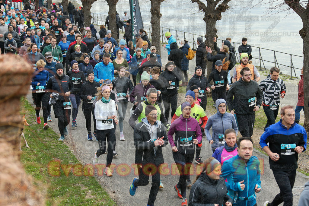 231231_1002_EX1_1983 | Sportfotografie im Rhein-Sieg Kreis, Köln, Bonn, NRW, Rheinland Pfalz, Hessen, etc. Unser Tätigkeitsfeld umfasst den Laufsport vom Volkslauf über den Marathon, Duathlon, Triathon bis zum Ultralauf wie Kölnpfad Ultra oder Schindertrail.
