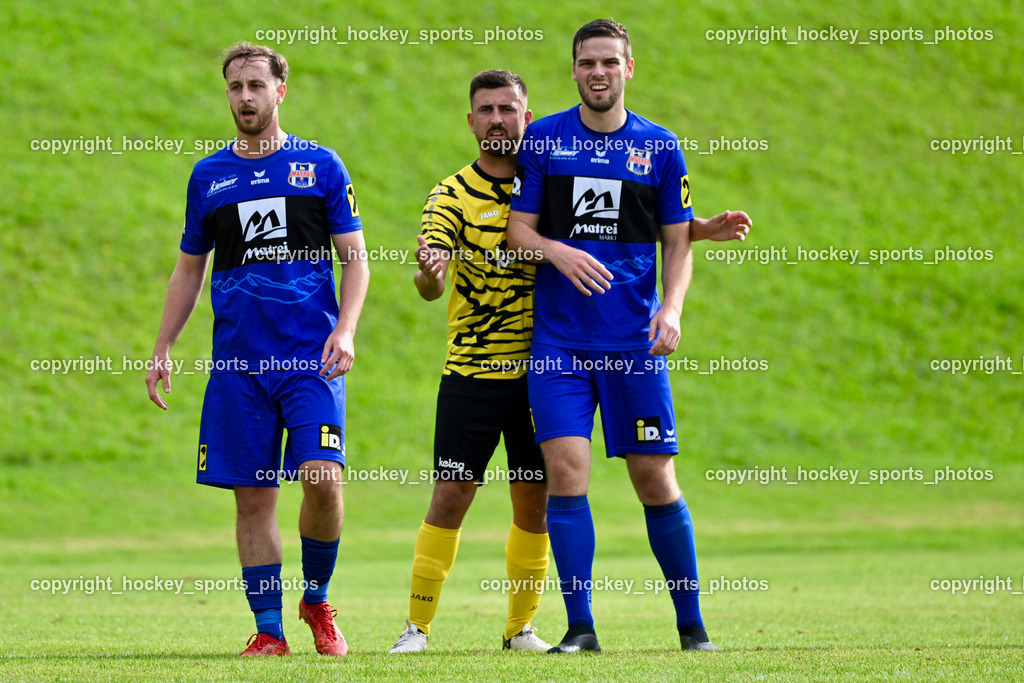 FC Faakersee vs. Union Matrei | #11 Oliver Josef Steiner Matrei, #10 Marco Pehr FC Faakersee, #8 Benjamin Cosic Matrei, FC Faakersee vs. Union Matrei, FC Faakersee vs. Union Matrei am 18.08.2024 in Finkenstein (Sportplatz Faakersee), Austria, (Photo by Bernd Stefan)