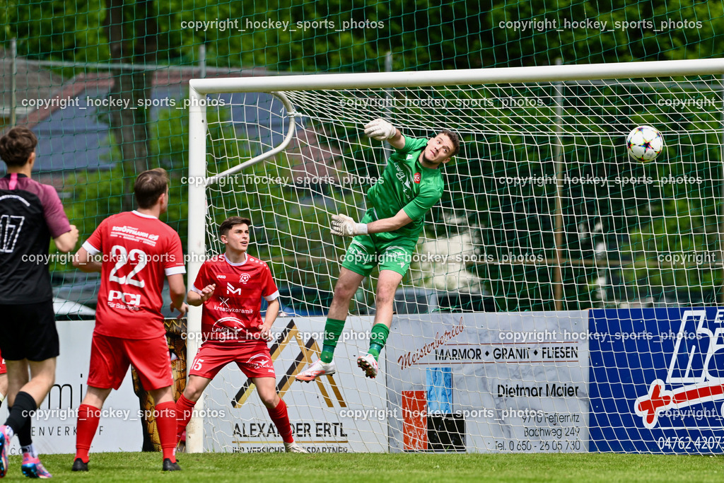 SV Rothenthurn vs. FC Nussdorf Debant | #21 Alexander Burkhard Unterberger SV Rothenthurn, #15 Julian Katholnig SV Rothenthurn, #22 Lucas Ott SV Rothenthurn, SV Rothenthurn vs. FC Nussdorf Debant, SV Rothenthurn vs. FC Nussdorf Debant am 04.05.2025 in Rothenthurn (Sportplatz Rothenthurn), Austria, (Photo by Bernd Stefan)