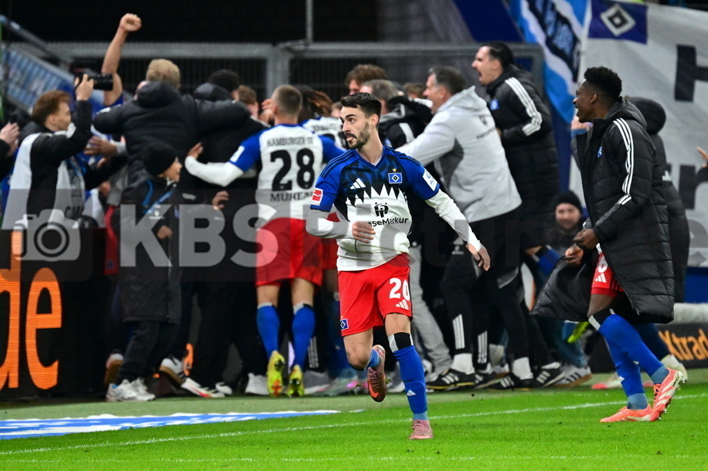 KBS Picture_HSV-Stuttgart_055 | HSV Torjubel zum 2:1 v.l. Torschuetze ist Ferreira Vieira Fabio (HSV) ,Sportplatz :  Volksparkstadion, - Realisiert mit Pictrs.com