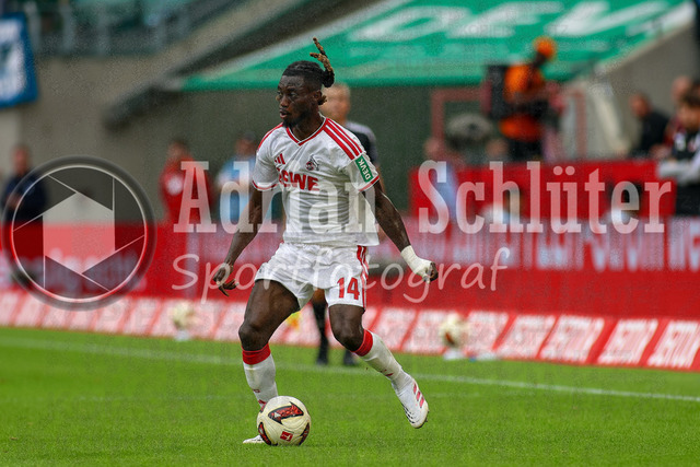 29.08.2026, GER, Fussball, Herren, Bundesliga , 1. Bundesliga, Saison 2026/2027, 1. FC Köln - TSG 1899 Hoffenheim | Gideon Mensah (KOE) in Aktion am Ball, Einzelaktion