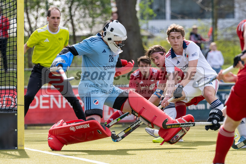 SFE_20260321_0082 | Köln, Deutschland, 21.03.26: Feldhockey 1. Bundesliga Herren zwischen Rot-Weiss Köln - Mannheimer HC im REWE Sportpark am 21.03.2026 in Köln, Deutschland. (Foto von Stephan Fehrmann)Köln, Germany, 21.03.26: Feldhockey 1. Bundesliga Herren between Rot-Weiss Köln - Mannheimer HC in REWE Sportpark at 21.03.2026 in Köln, Deutschland. (Foto from Stephan Fehrmann)