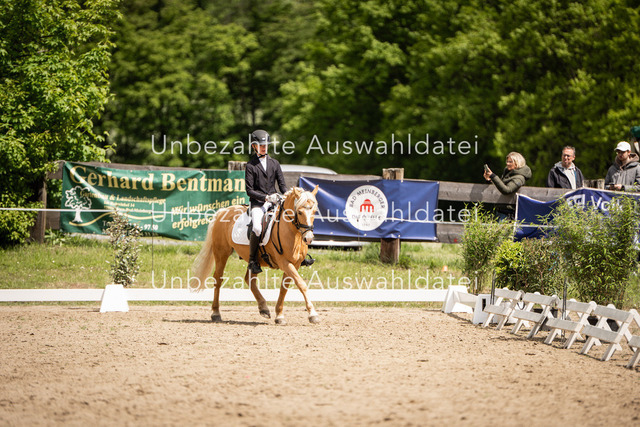 Bad_Meinberg_05006 | saradresslerfotografie - Realisiert mit Pictrs.com